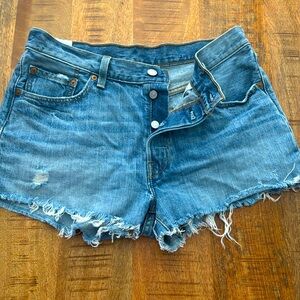 Levi shorts, Size 8/29